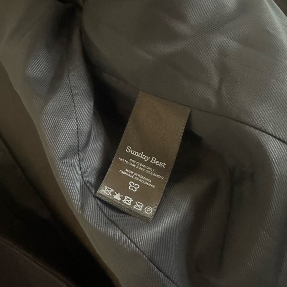 SOLD Aritzia Sunday Best Princeville Sky Captain (Navy) - Picture 7 of 8